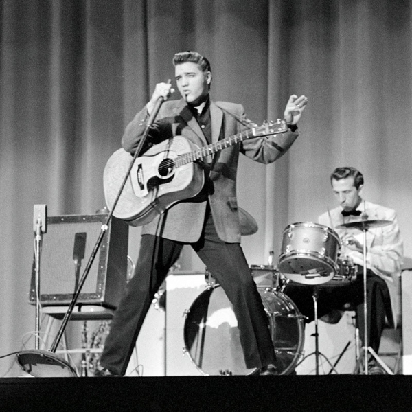 Elvis Presley sur scène (1956) Variante 1 | 13x18 cm | Premium-Papier